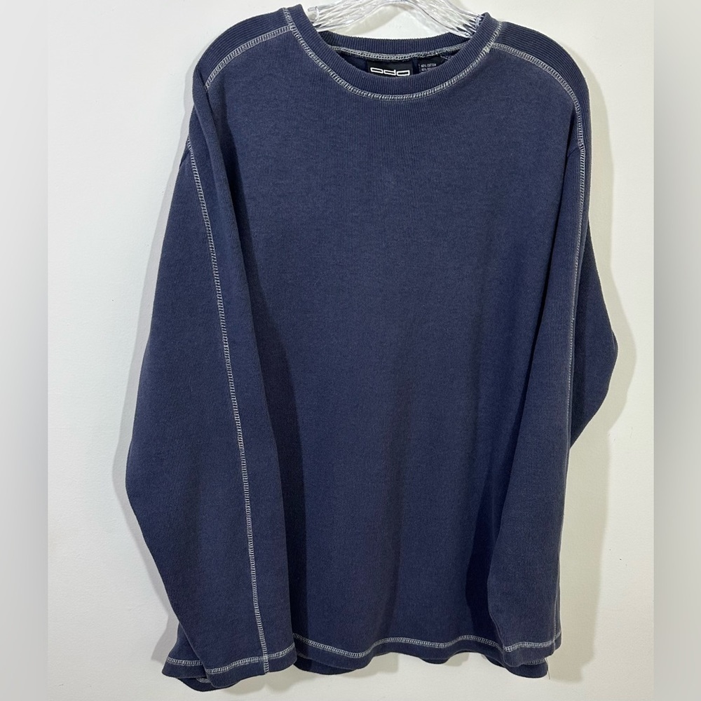 ODO sz XL waffle knit crew neck shirt in a. Medium blue, white topstitching